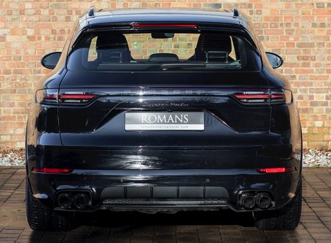 Porsche Cayenne Turbo 5