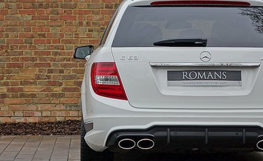 Mercedes-Benz C Class AMG Estate Edition 507 24