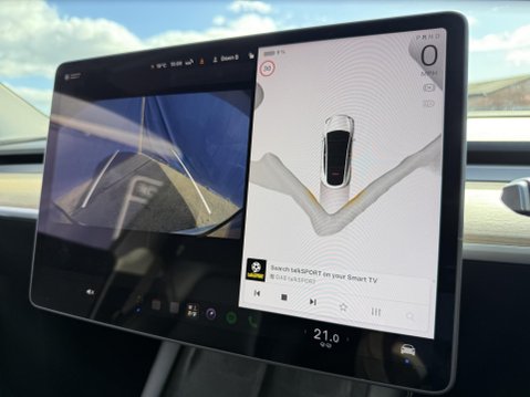 Tesla Model Y (Dual Motor) Long Range SUV 5dr Electric Auto 4WDE (384 bhp) 43