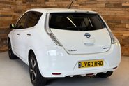 Nissan LEAF 24kWh Visia Hatchback 5dr Electric Auto (107 bhp) 81