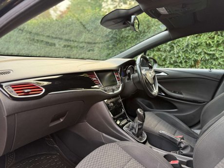 Vauxhall Astra 1.4 Astra SRi Nav T 5dr 16