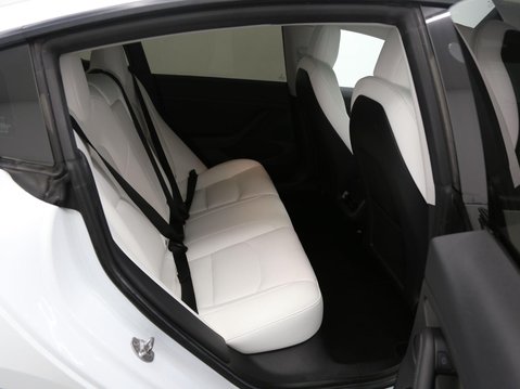 Tesla Model 3 (Dual Motor) Long Range Auto 4WDE 4dr 20