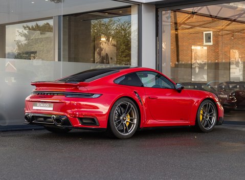 Porsche 911 Turbo S (992) Lightweight 4