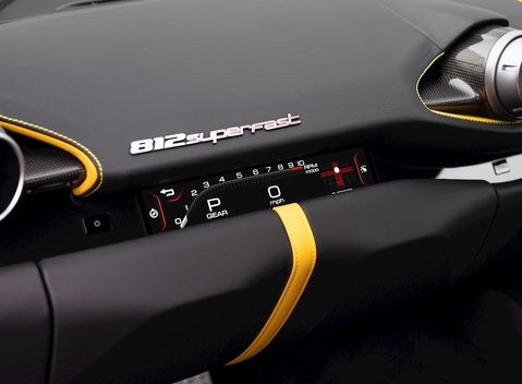 Ferrari 812 Superfast 19