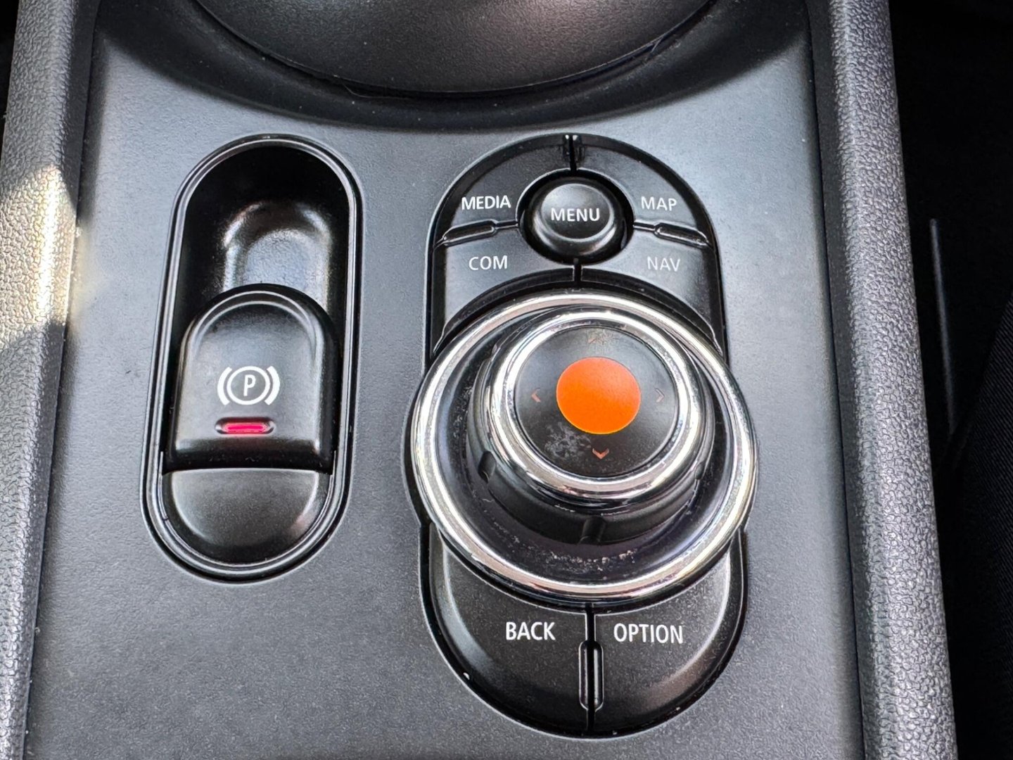 2020 MINI Clubman — image 20