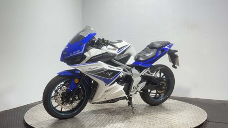 Lexmoto LXR 2020 8K E4 PROJECT SPORTS BIKE 125CC LEARNER BIKE 4