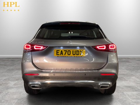 Mercedes-Benz GLA 1.3 GLA200 Sport (Executive) SUV 5dr Petrol 7G-DCT Euro 6 (s/s) (163 ps) 6