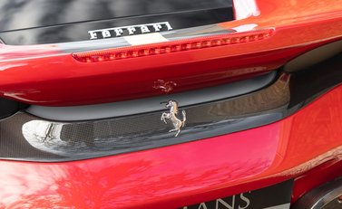 Ferrari 488 Pista 28