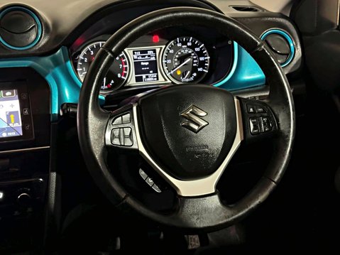 Suzuki Vitara SZ5 URBAN 13