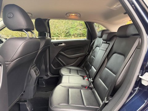Mercedes-Benz B Class 2.1 B200d Sport (Executive) 7G-DCT Euro 6 (s/s) 5dr 15