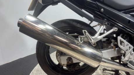 Suzuki Bandit 650 GSF 2006 9K GOOD LOOKING PROJECT BIKE / BARN FIND NAKED 650CC A2 13