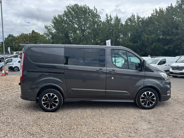 Ford Transit Custom Crew Cab [SOLD MT] AUTO SWB L1H1 Low Roof Sport 320 Air Con Alloys Sensors 6