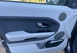 Land Rover Range Rover Evoque 2.2 SD4 PURE TECH PANORAMIC ROOF 28