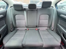 Volkswagen Passat 2.0 Passat SE Business TDI BlueMotion Technology 4dr 60