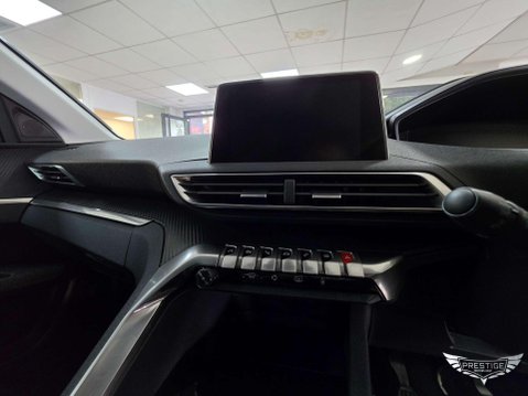 Peugeot 3008 1.2 PureTech Active Euro 6 (s/s) 5dr 35
