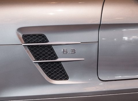 Mercedes-Benz SLS AMG 15