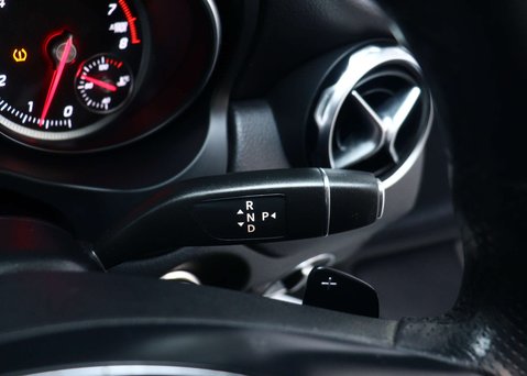 Mercedes-Benz GLA 1.6 GLA180 Urban Edition SUV 5dr Petrol 7G-DCT Euro 6 (s/s) (122 ps) 39