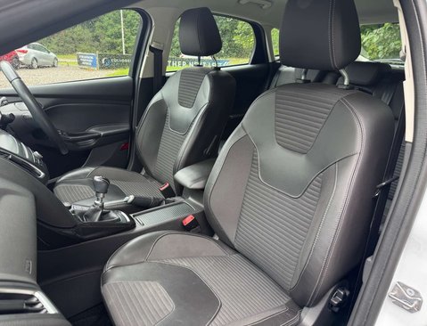 Ford Focus 1.5 Focus Titanium X 5dr 38