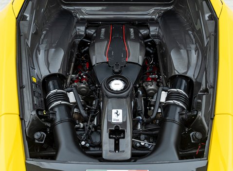 Ferrari 488 Pista 30
