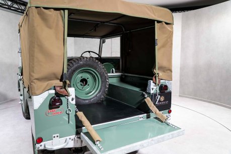 Land Rover Series 1 ACQUIRE A PIECE OF LAND ROVER HISTORY. EXCELLENT HISTORY & PROVENANCE. 29