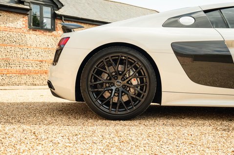 Audi R8 5.2 FSI V10 Plus S Tronic quattro Euro 6 (s/s) 2dr 12