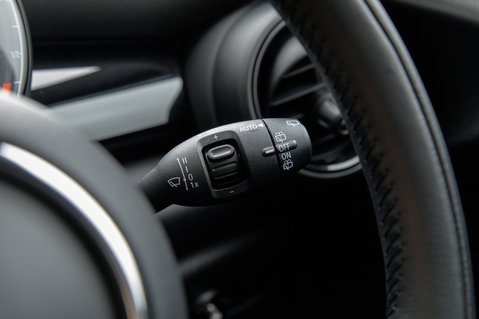 Mini Hatch COOPER S 19