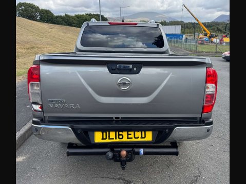 Nissan NP300 2.3 NP300 Navara Tekna dCi 4WD 3