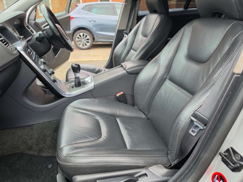 Volvo S60 2.0 S60 SE Nav D3 4dr 14
