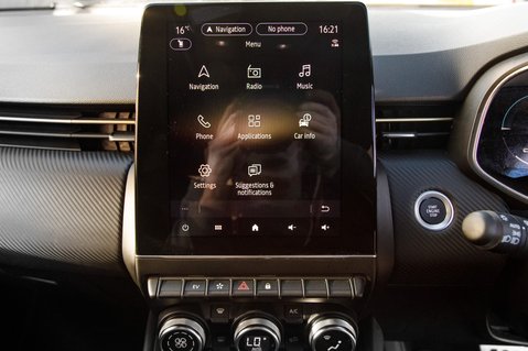 Renault Clio E-TECH ENGINEERED PHEV 25