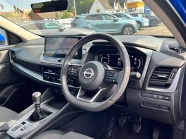 Nissan Qashqai 1.3 Qashqai N-Connecta DiG-T MHEV 5dr 17