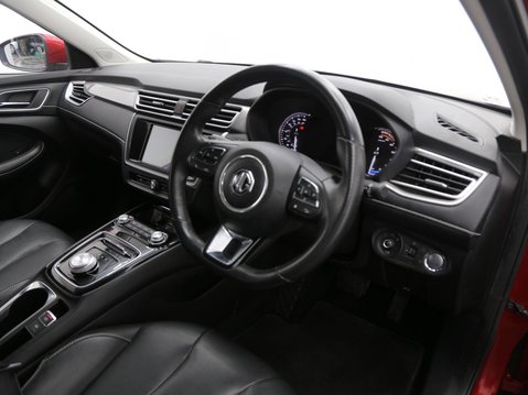 MG MG5 52.5kWh Exclusive Auto 5dr 21