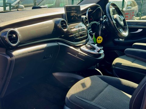 Mercedes-Benz V Class 2.2 V220d BlueTEC SE MPV 5dr Diesel G-Tronic+ Euro 6 (s/s) 7 Seat (163 ps) 10