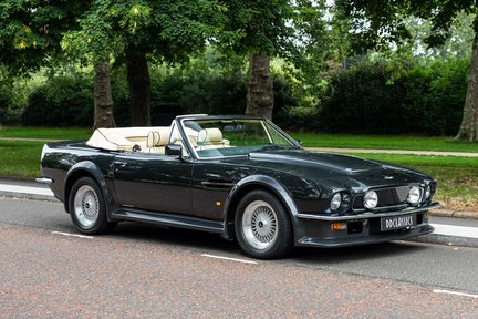Aston Martin V8 Vantage X-Pack Volante 2