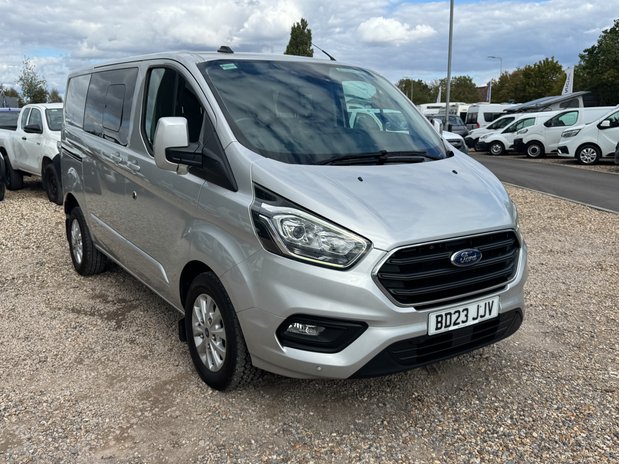 Ford Transit Custom Crew Cab AUTO SWB L1H1 Low Roof Limited 320 Air Con Alloys Sensors Cam EURO 5