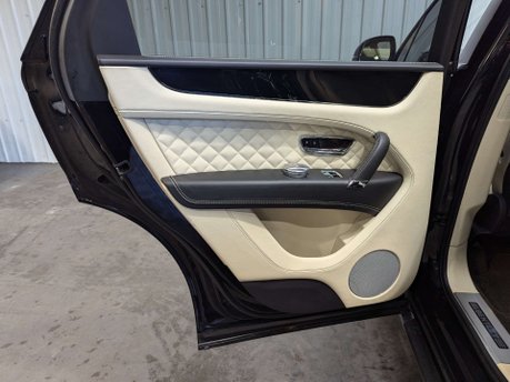 Bentley Bentayga 6.0 Bentayga W12 Auto 4WD 5dr 68