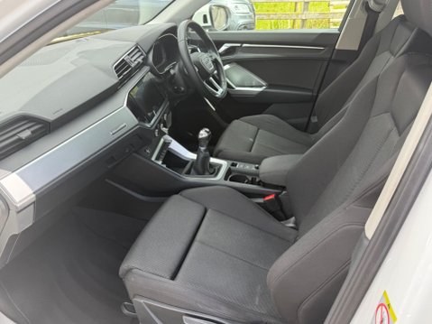 Audi Q3 1.5 TFSI CoD 35 Sport Euro 6 (s/s) 5dr 18
