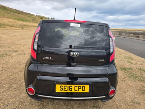 Kia Soul 1.6 CRDi Maxx Euro 5 5dr 9