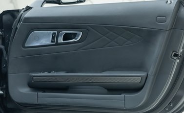 Mercedes-Benz AMG GT R Roadster 32