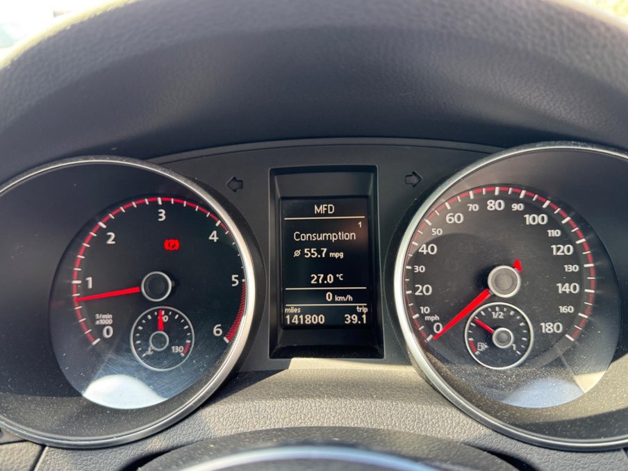 2012 Volkswagen Golf — image 22