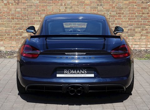 Porsche Cayman GT4 18