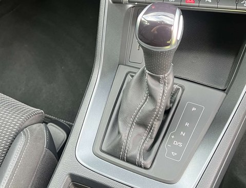 Audi Q3 1.5 Q3 S Line 35 TFSI MHEV Semi-Auto 5dr 36