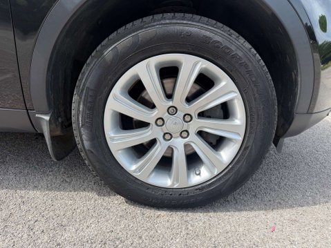 Land Rover Discovery Sport 2.0 Discovery Sport SE Tech TD4 4WD 5dr 54