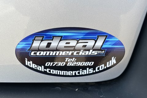 Ford Transit Connect 200 L1 Trend 100 ps Tdci Panel Van - Air Con / Sat Nav / Camera 15