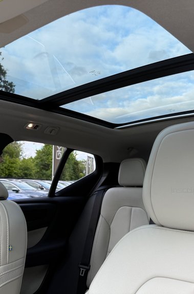 Volvo XC40 T5 INSCRIPTION AWD -XENIUM -360 CAMERA -PAN ROOF -HARMAN KARDON -WINTER PAC 