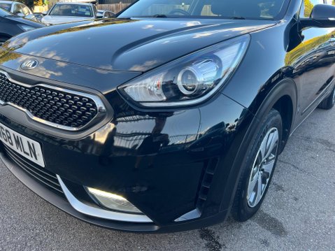 Kia Niro 1.6h GDi 2 DCT Euro 6 (s/s) 5dr 9