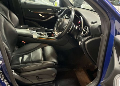 Mercedes-Benz GLC 2.0 GLC250 AMG Night Edition SUV 5dr Petrol G-Tronic+ 4MATIC Euro 6 (s/s) ( 9