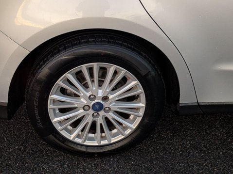 Ford Galaxy 2.0 TDCi Zetec Euro 6 5dr 36