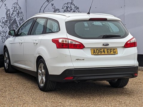 Ford Focus ZETEC NAVIGATOR TDCI 7