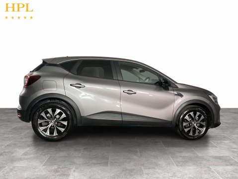 Renault Captur 1.6 E-TECH evolution SUV 5dr Petrol Hybrid Auto Euro 6 (s/s) (145 ps) 8