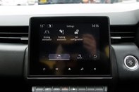 Renault Clio ICONIC TCE 29
